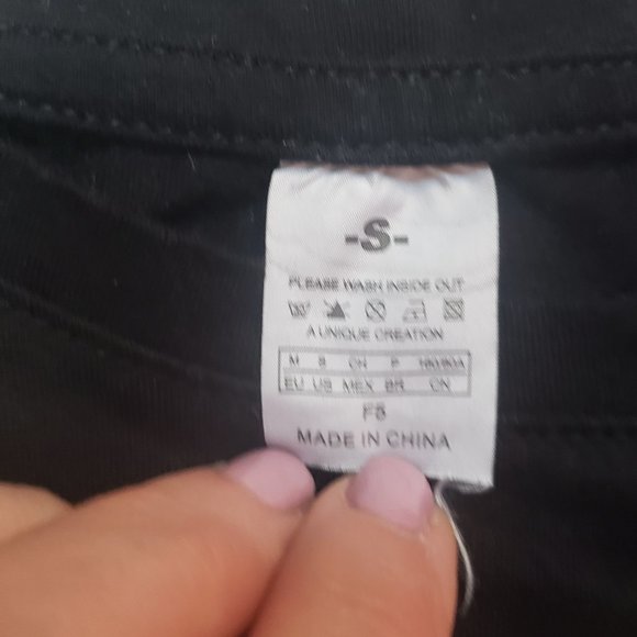 San X Rilakkuma- Korilakkuma and Kiiroitori Cropped Tee Black Size S - Picture 4 of 9